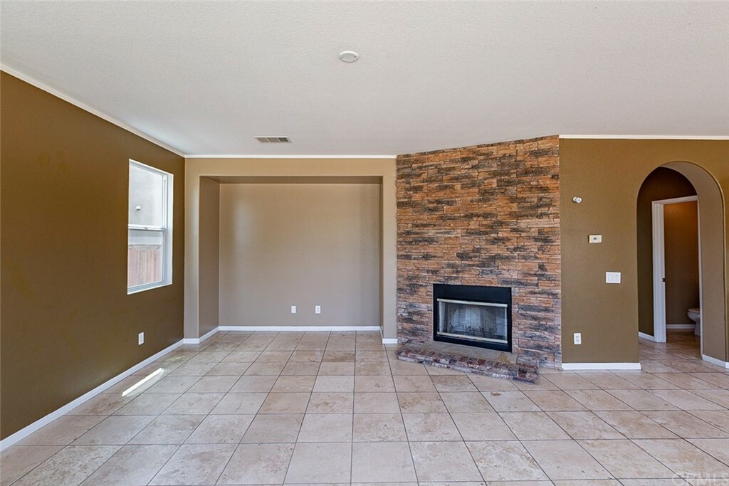 Property Photo:  27570 Lafayette Way  CA 92555 