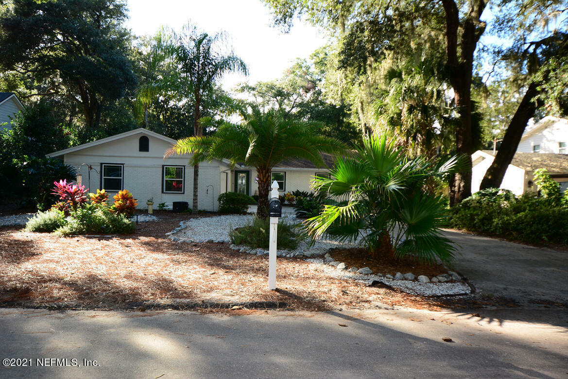 Property Photo:  223 Lighthouse Circle  FL 32034 