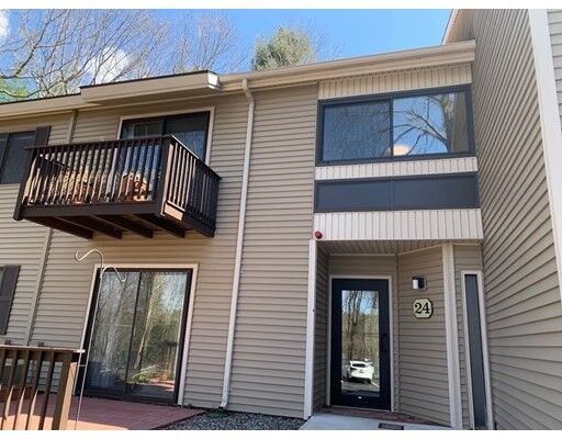 Property Photo:  24 Thayer Pond Dr 16  MA 01537 
