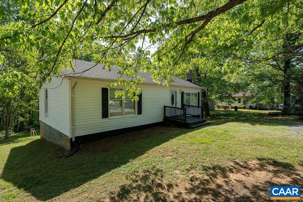 Property Photo:  246 Village Rd  VA 22971 