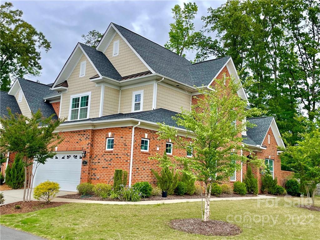 Property Photo: 907 Ospre Lane SC 29708