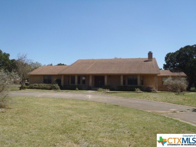 Property Photo:  418 Canterberry Drive  TX 78132 