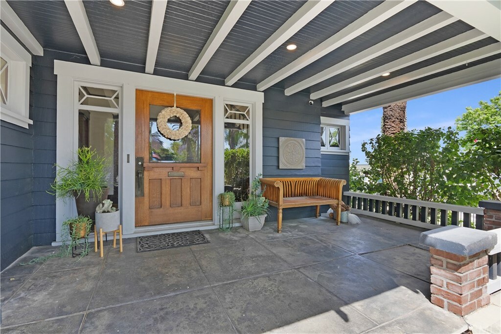 Property Photo:  4405 Mission Inn Avenue  CA 92501 