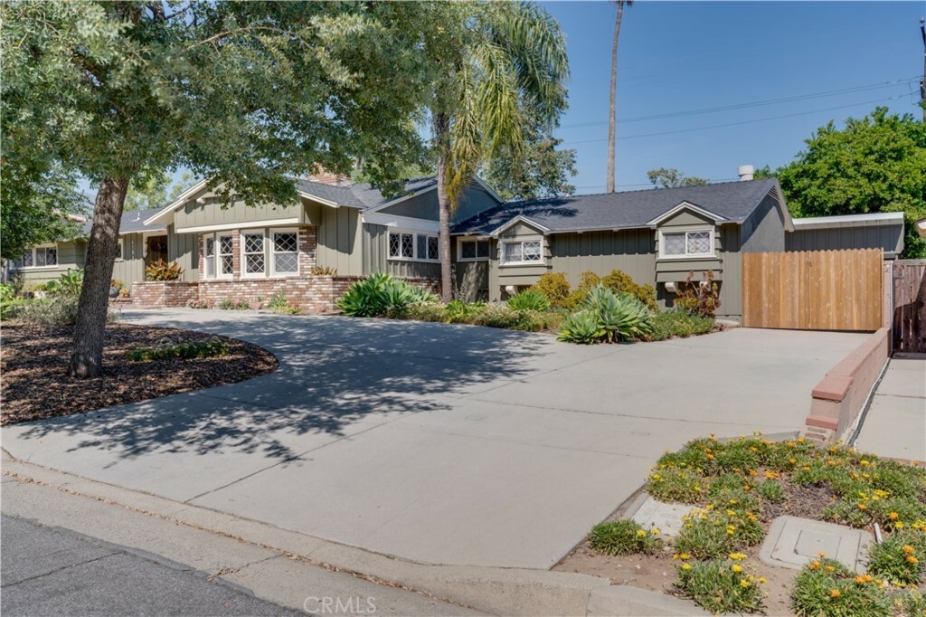 Property Photo: 4186 La Junta Drive CA 91711