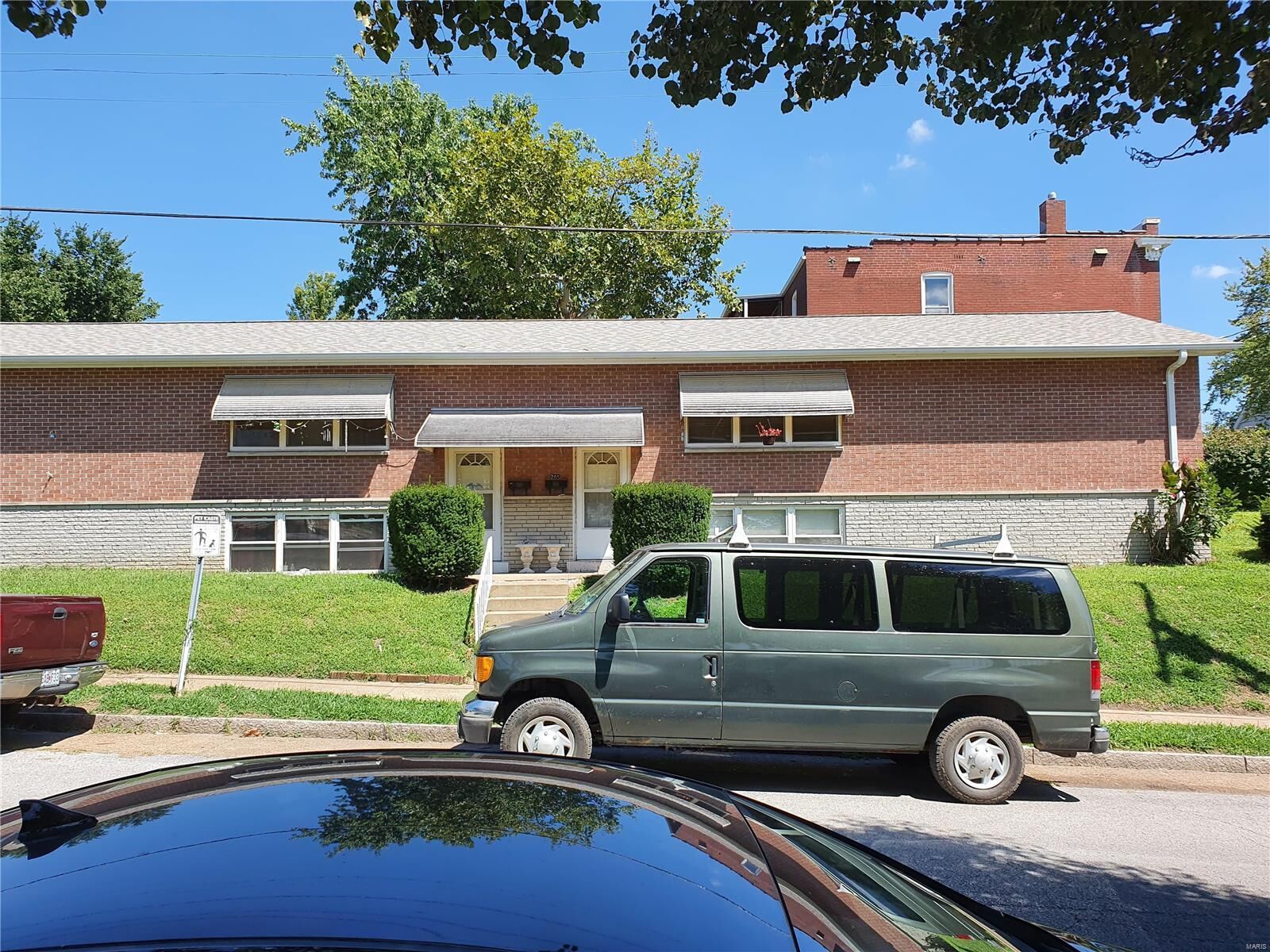 Property Photo:  207 Dover  MO 63111 