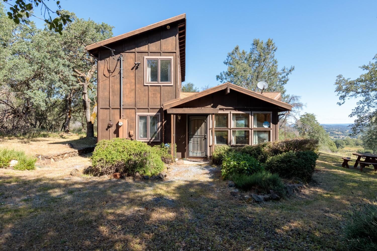 Property Photo:  5531 Getta Way  CA 95664 