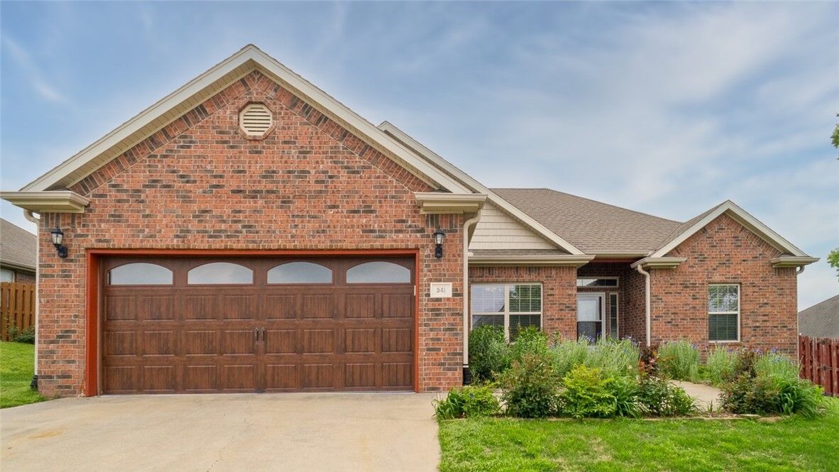 Property Photo:  541 Beasley Drive  AR 72719 