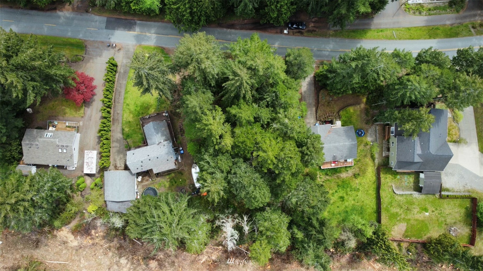 Property Photo: 2311 E Saint Andrews Drive N WA 98584