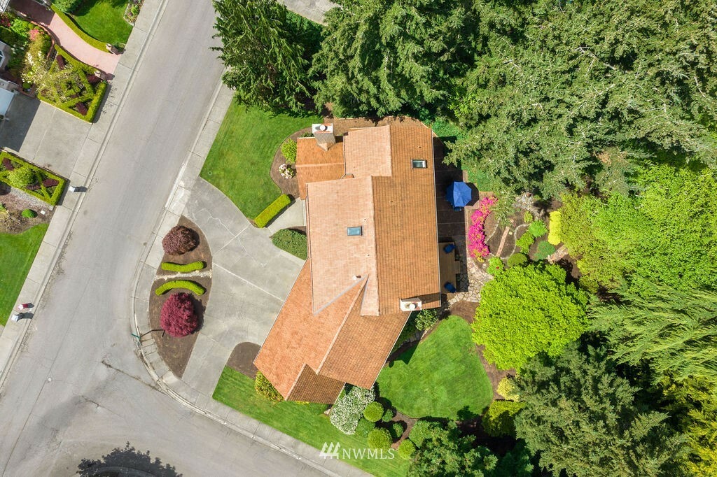 Property Photo: 214 S 361st Place WA 98003