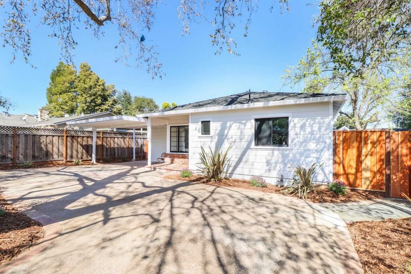Property Photo: 949 Dolores Avenue CA 94024