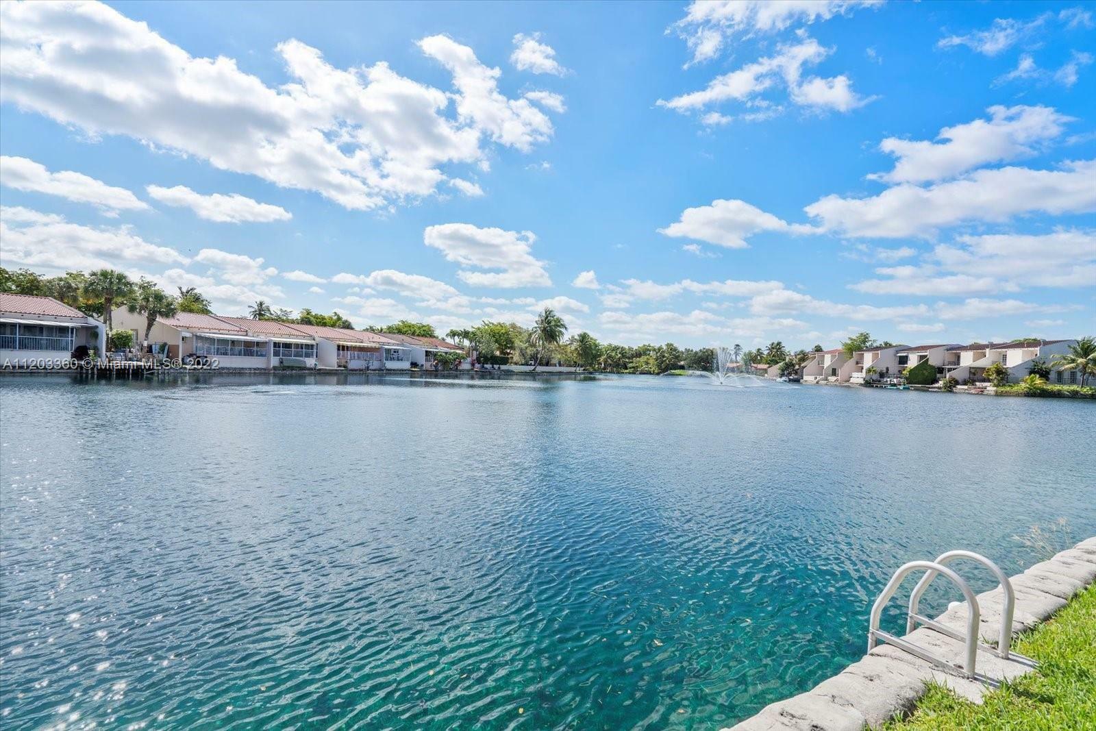 Property Photo: 7204 Jacaranda Ln FL 33014