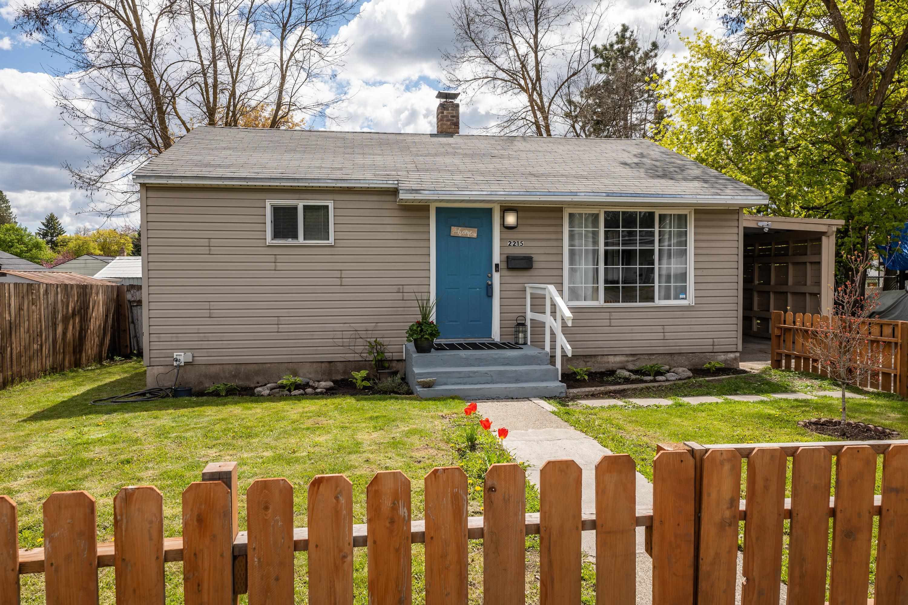 Property Photo:  2215 W Francis Ave  WA 99205 