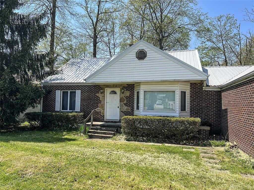 Property Photo: 1708 Dix Road OH 45042