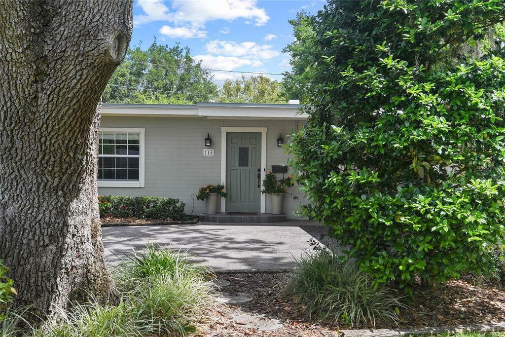 Property Photo:  116 Hollie Court  FL 32751 