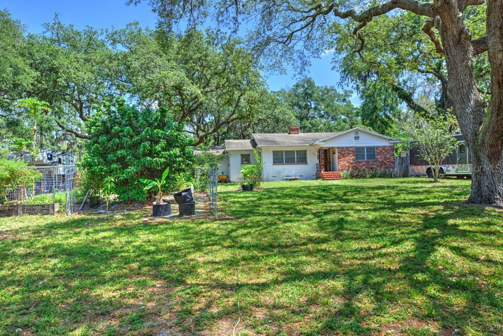 Property Photo:  3802 E River Hills Drive  FL 33604 