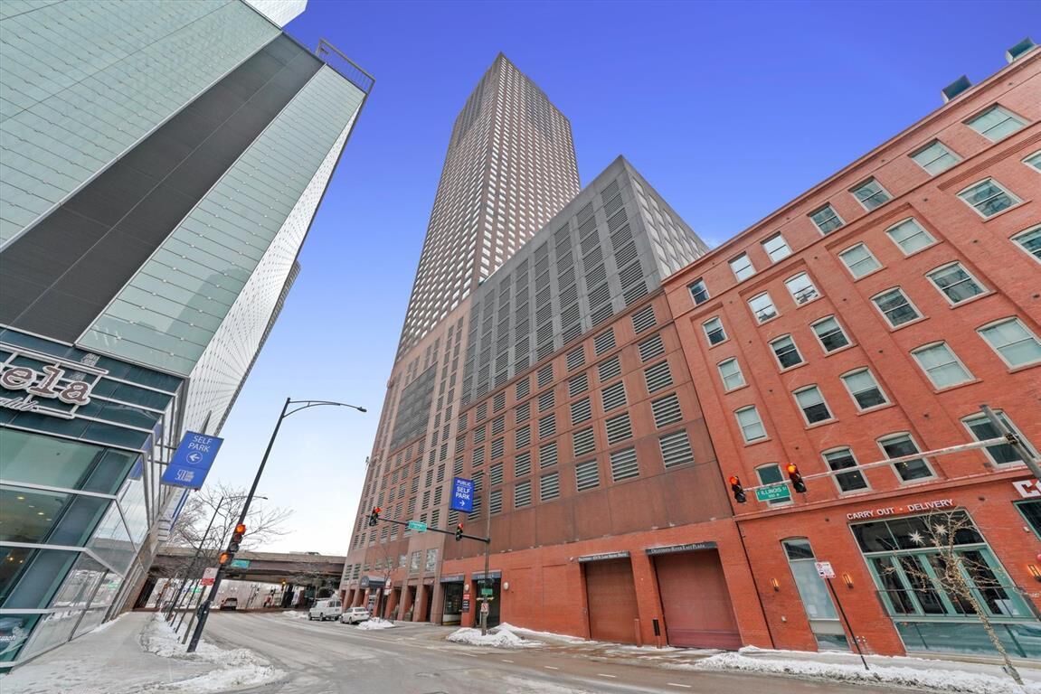 Property Photo: 474 N Lake Shore Drive 2903 IL 60611