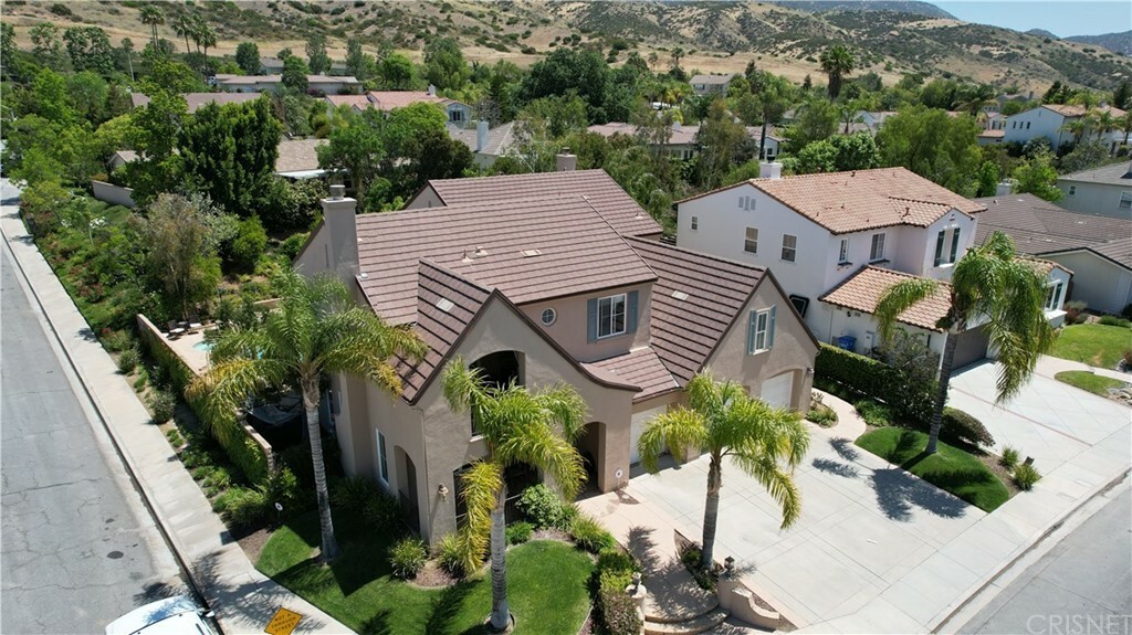 Property Photo:  5831 Evening Sky Drive  CA 93063 