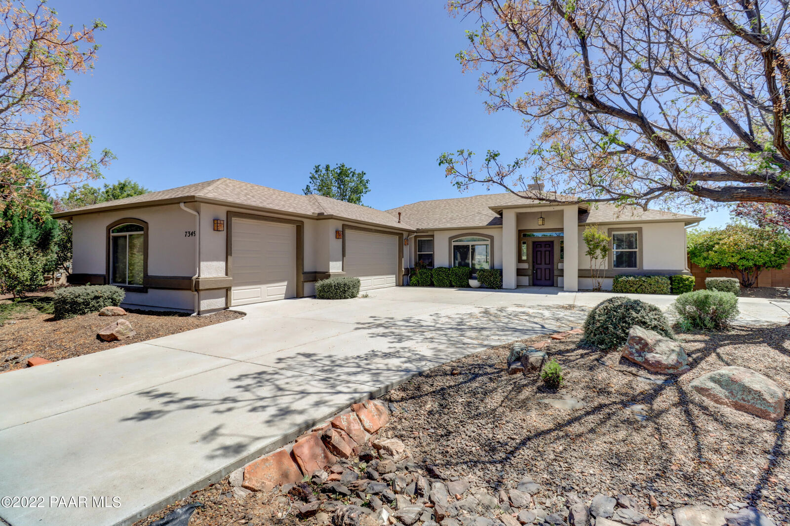 Property Photo: 7349 N Brilliant Sky Way AZ 86315