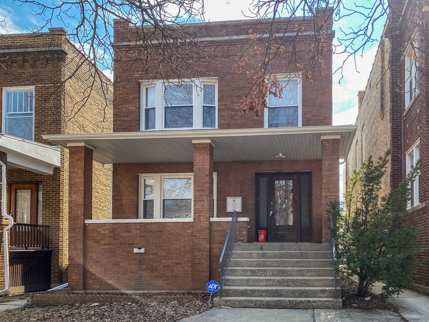Property Photo:  5117 W Cullom Avenue  IL 60641 