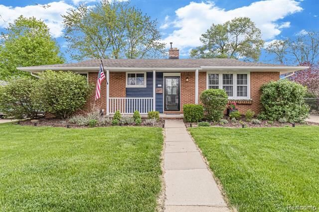 Property Photo: 1001 Outer Drive MI 48430