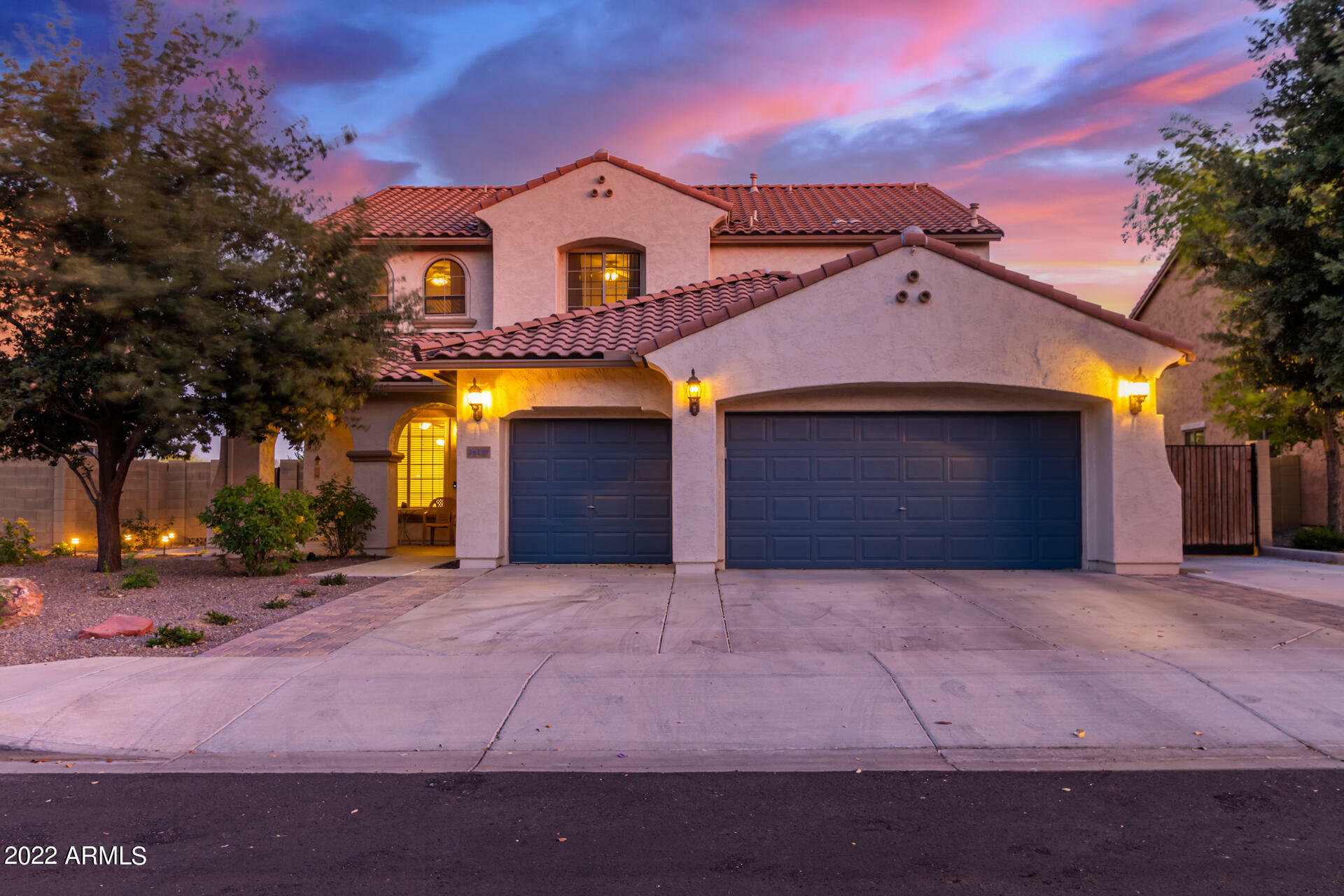 Property Photo:  18139 W Golden Lane  AZ 85355 