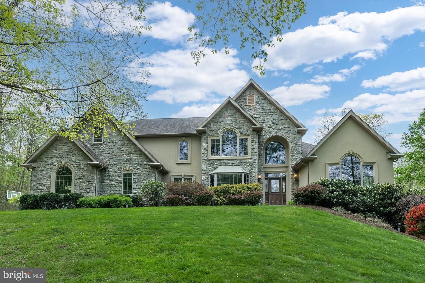 Property Photo:  4 Vestral Drive  PA 17565 