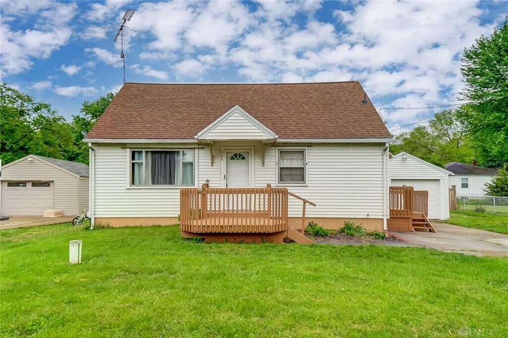 Property Photo:  724 Patrick Road  OH 45503 