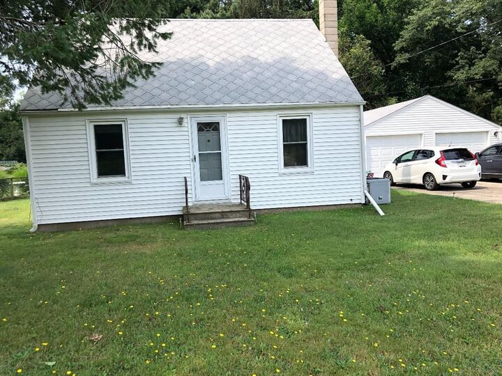 52147 County Road 7  Elkhart IN 46514 photo