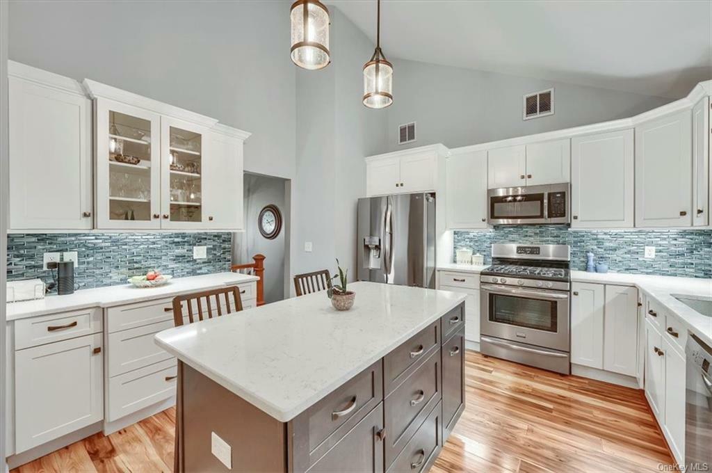 Property Photo: 39 Edgewood Drive NY 10926