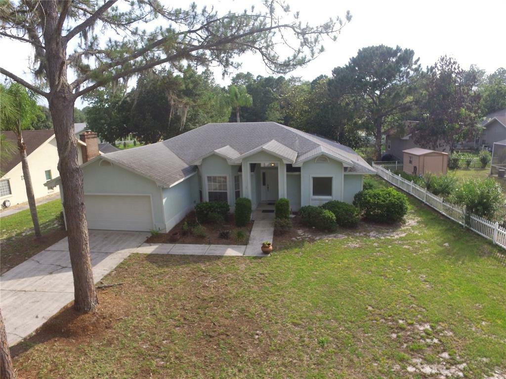 Property Photo:  8828 Viking Lane  FL 33809 