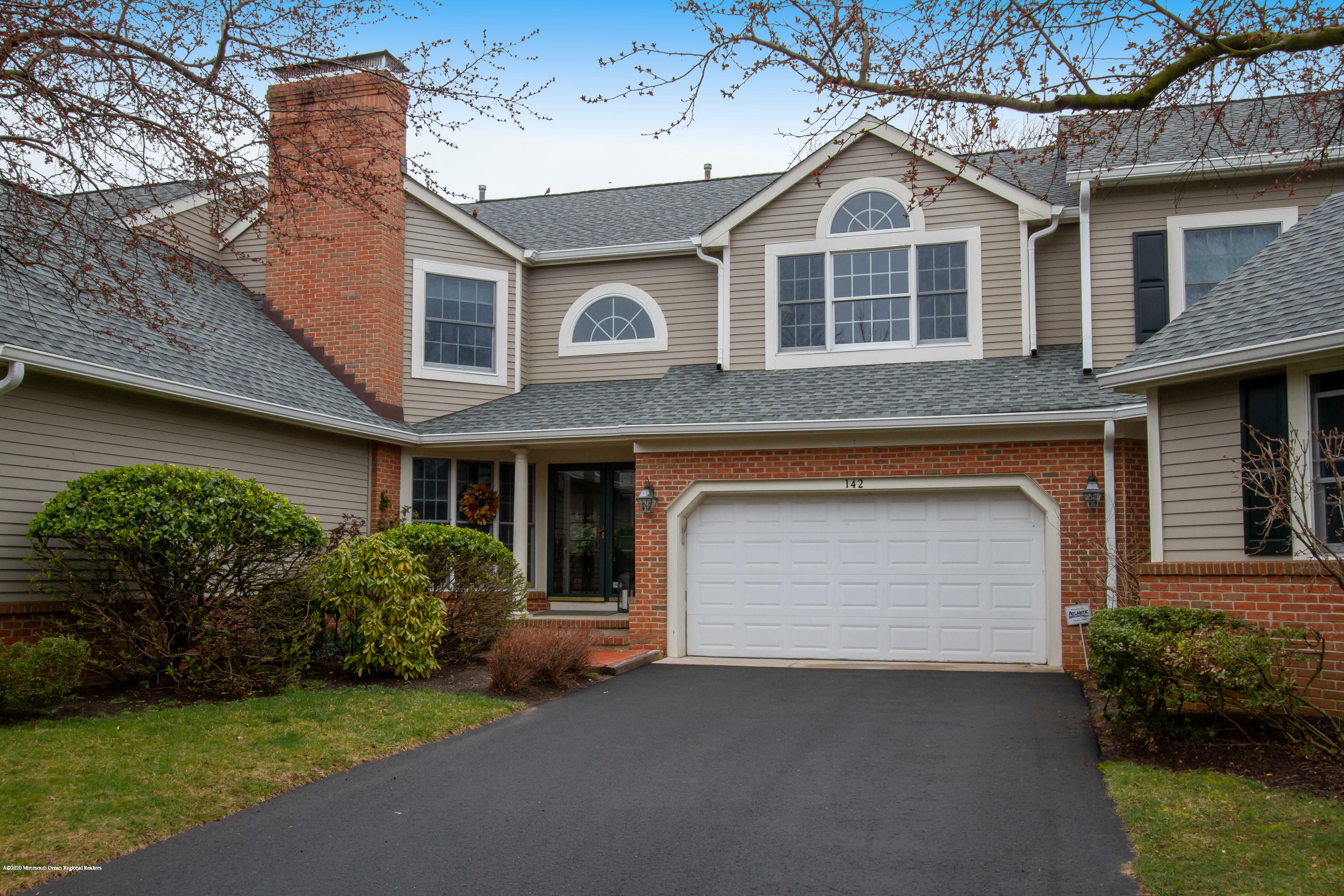 Property Photo:  142 Silvermist Court  NJ 07739 