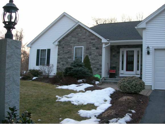 Property Photo: 702 Walnut NH 03104
