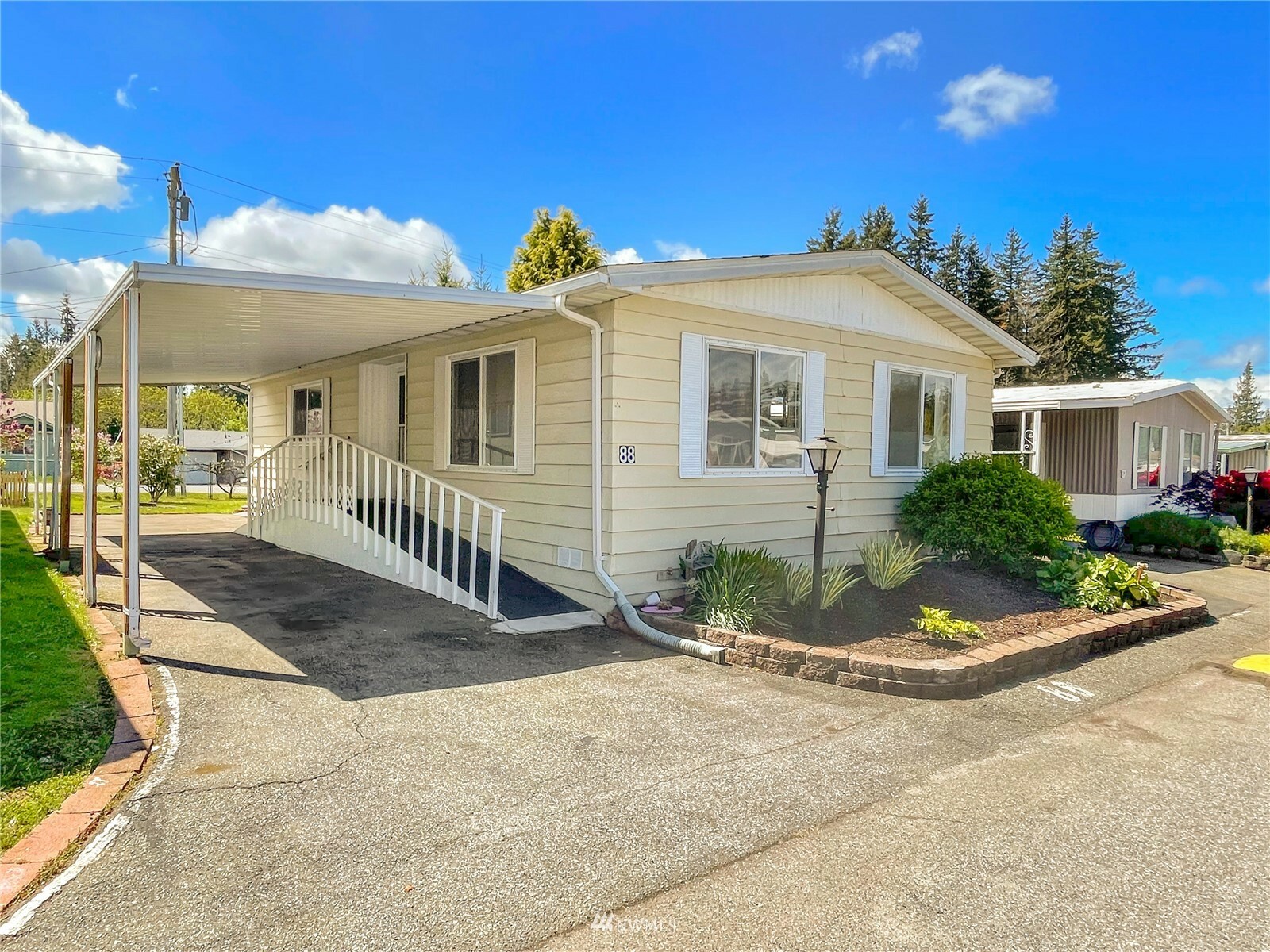 Property Photo:  11622 Silver Lake Road 88  WA 98208 