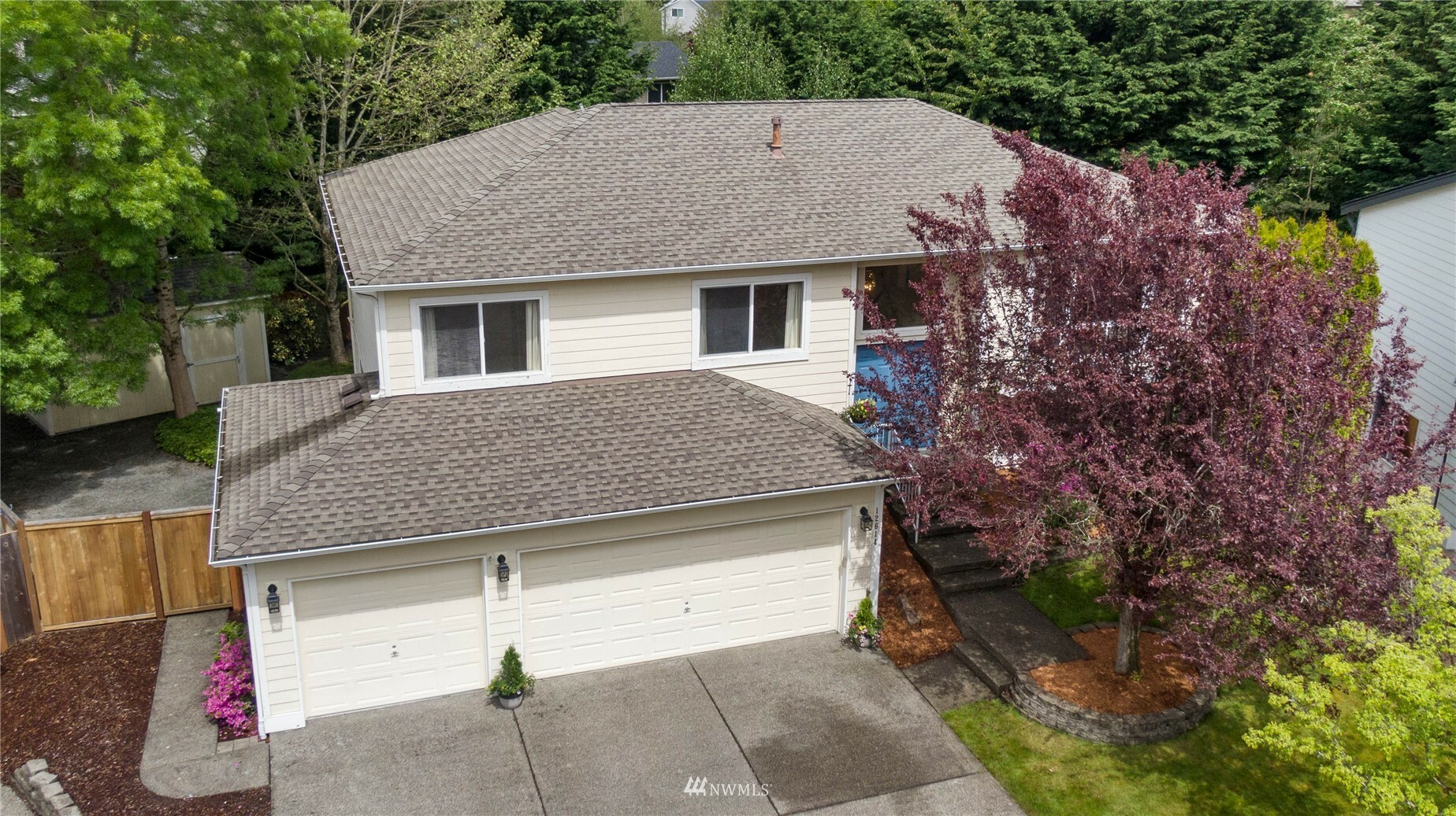 Property Photo:  12614 SE 228th Court  WA 98031 