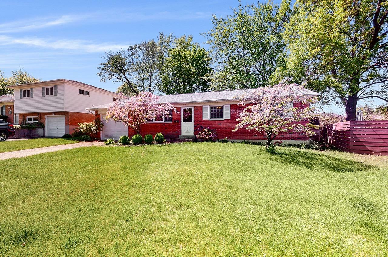 Property Photo: 8453 Foxcroft OH 45231