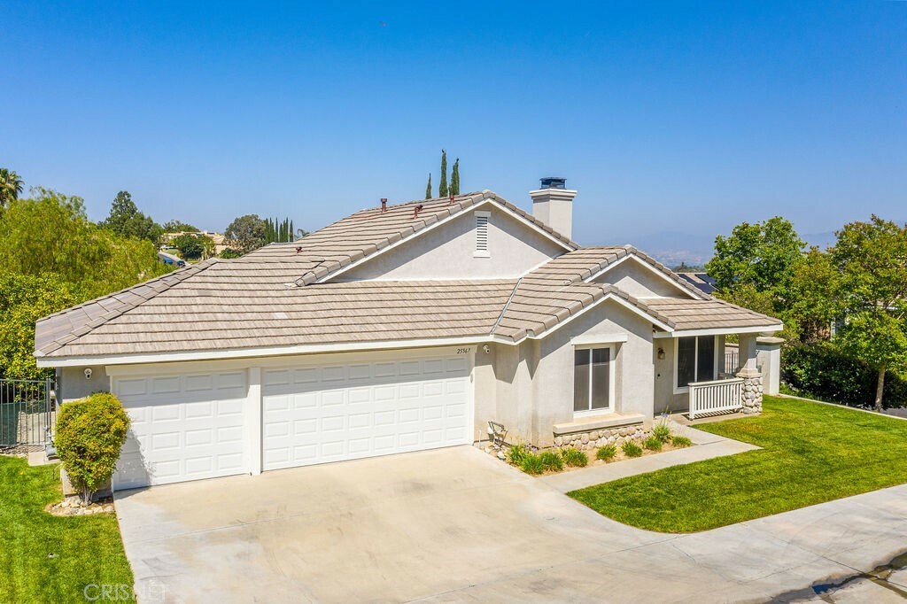 Property Photo:  25567 Crockett Lane  CA 91381 