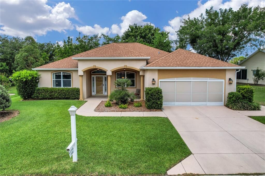 Property Photo: 13660 SE 90th Terrace FL 34491