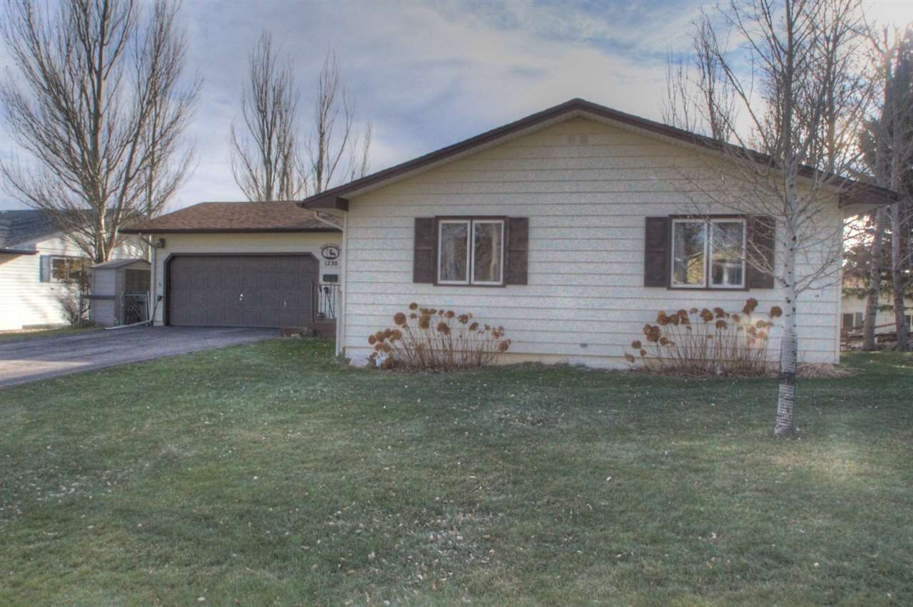 Property Photo: 1230 Walworth Street SD 57717