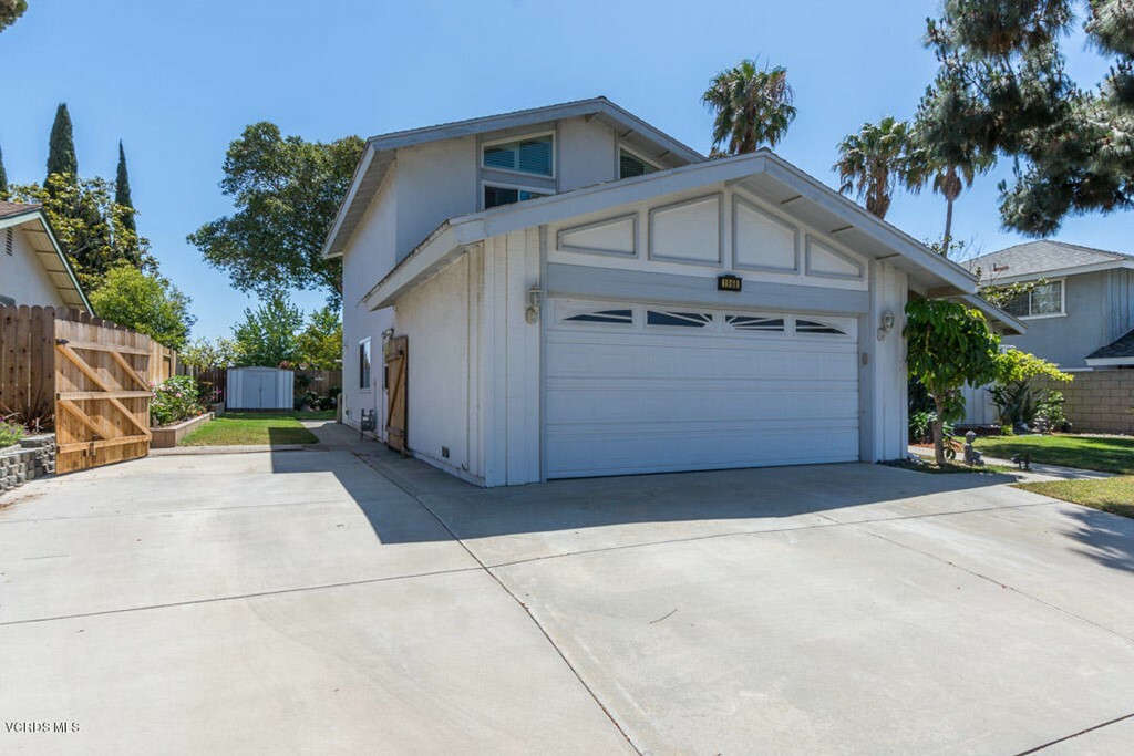 Property Photo:  1968 Lyndhurst Avenue  CA 93010 