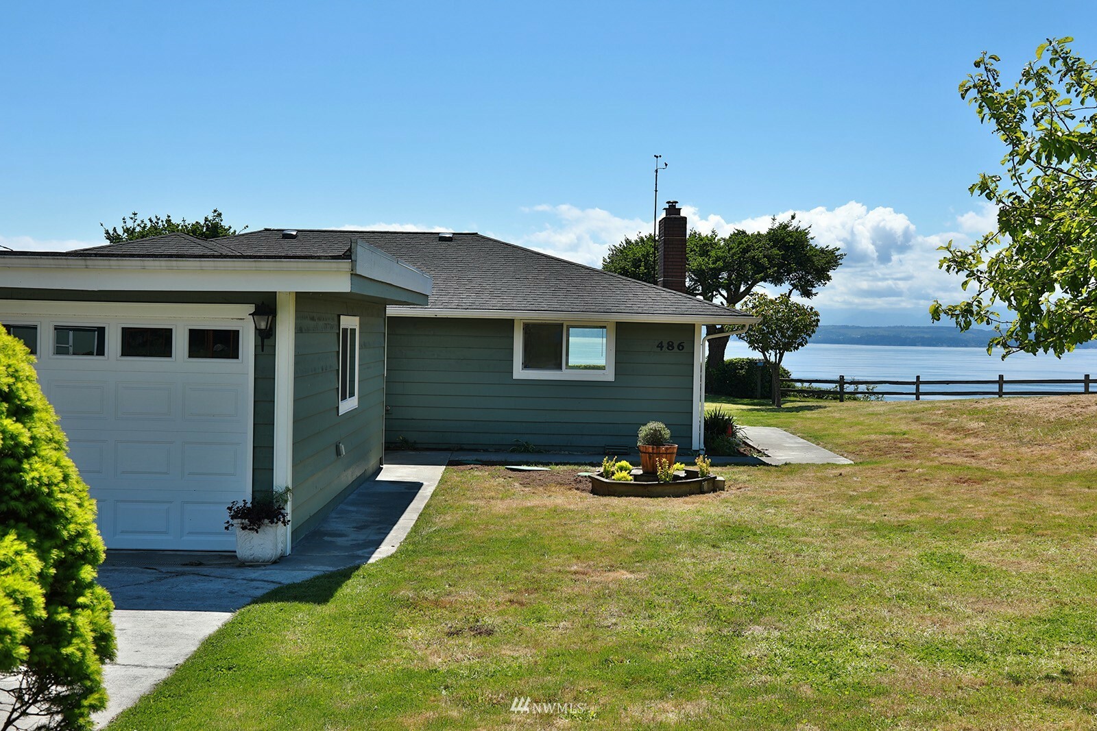 Property Photo:  486 Vista Road  WA 98249 