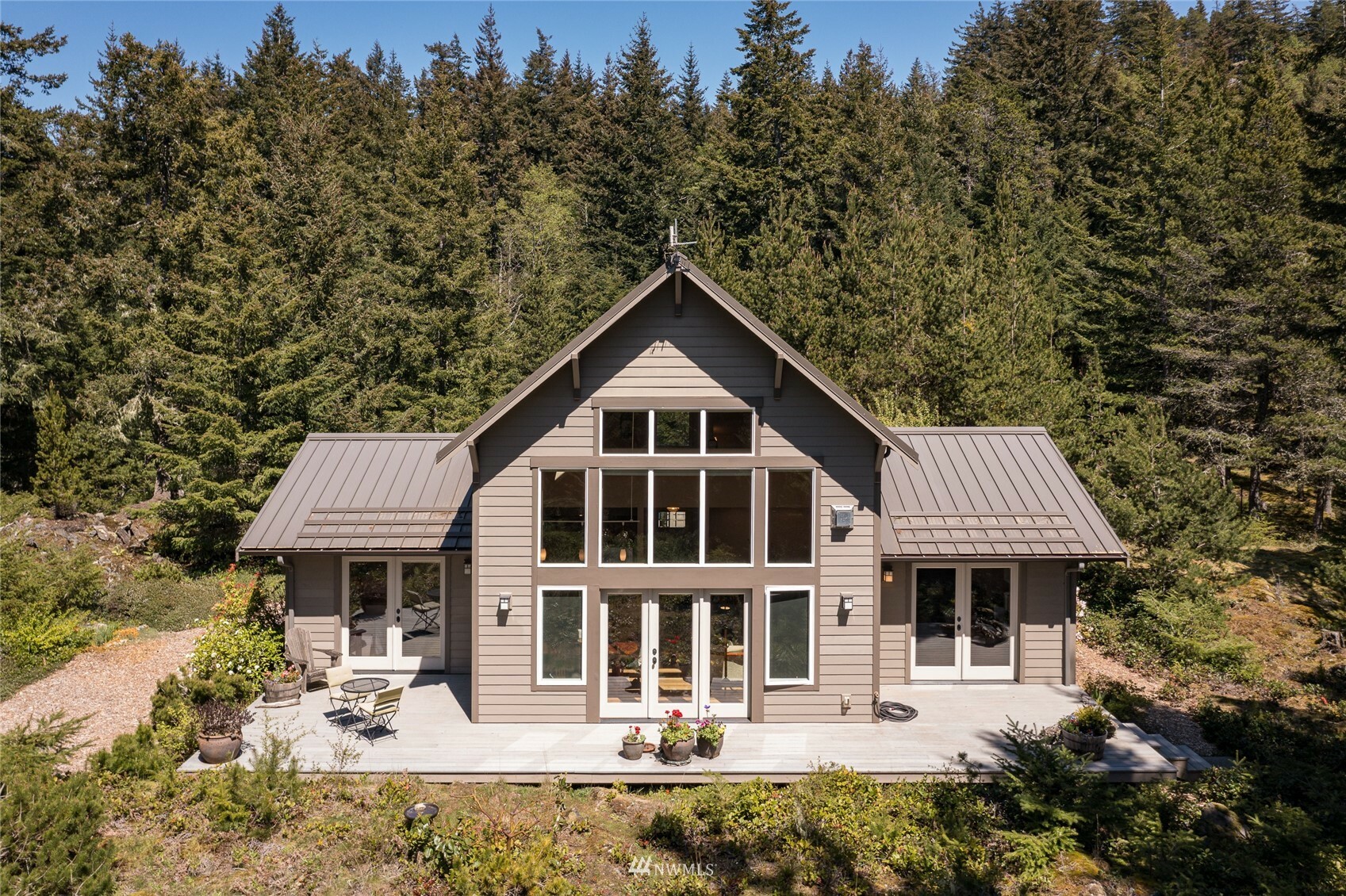 Property Photo:  3253 Buck Mountain Road  WA 98245 