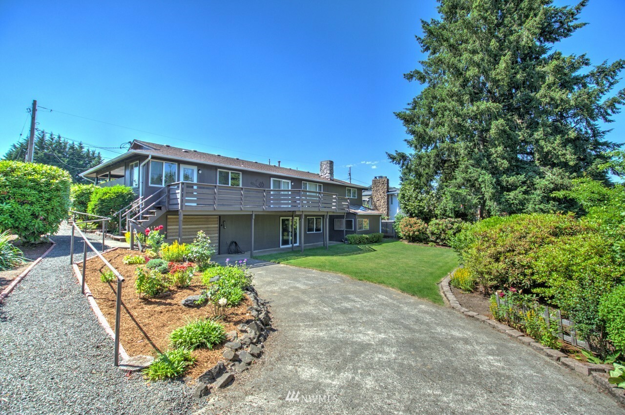 Property Photo:  3048 Lybarger Street SE  WA 98501 