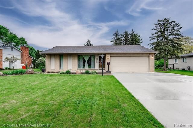 Property Photo: 17852 Fairway St Street MI 48152