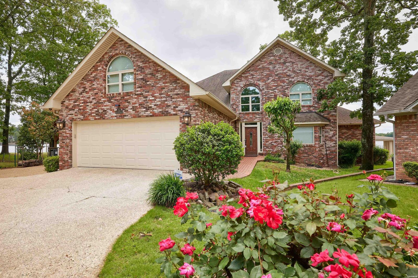 Property Photo: 148 Bay Oaks Cove AR 71913