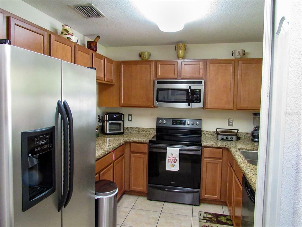 Property Photo:  10943 Keys Gate Drive  FL 33579 