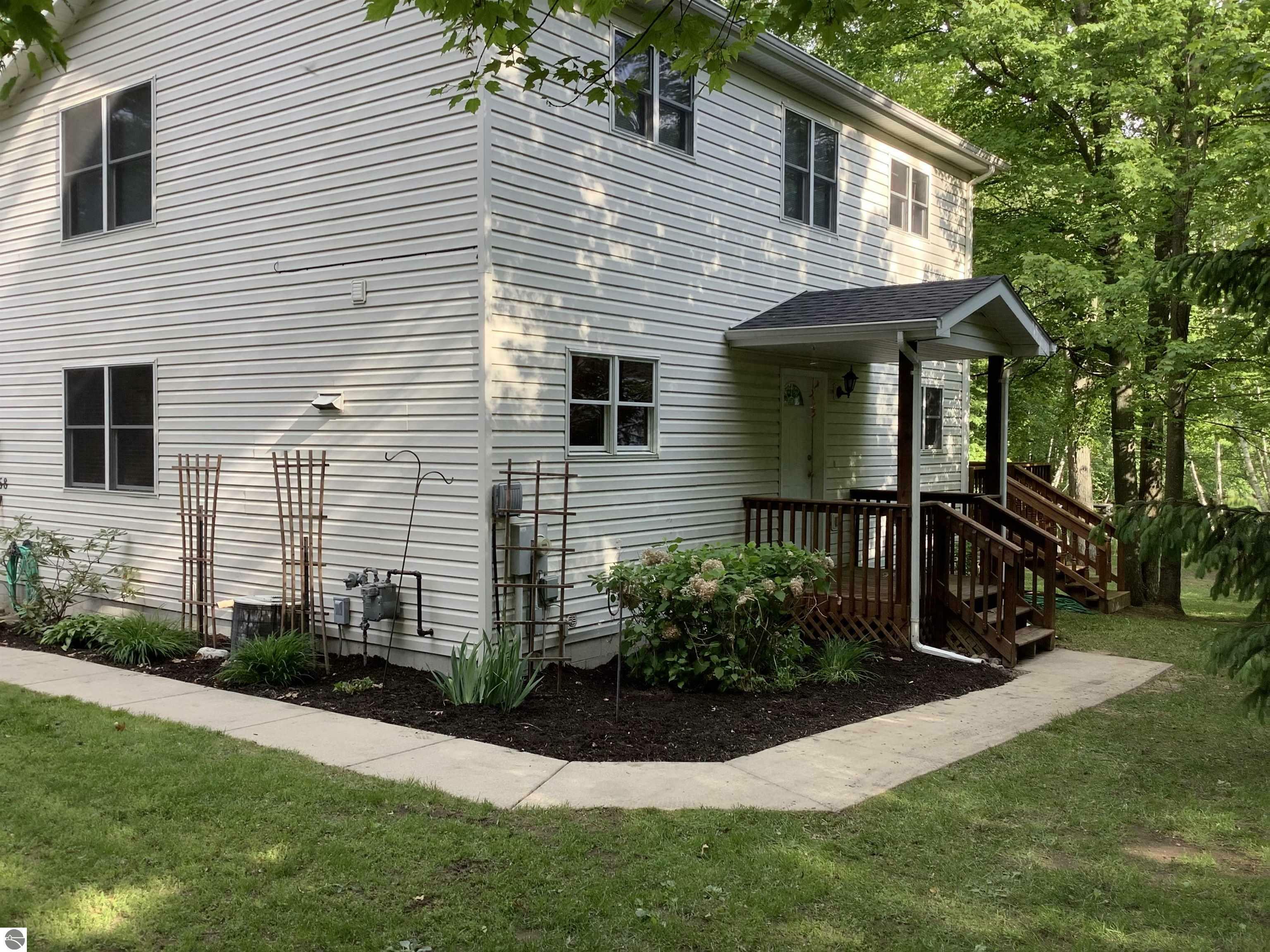 Property Photo:  3768 Pine Tree Drive  MI 48893 