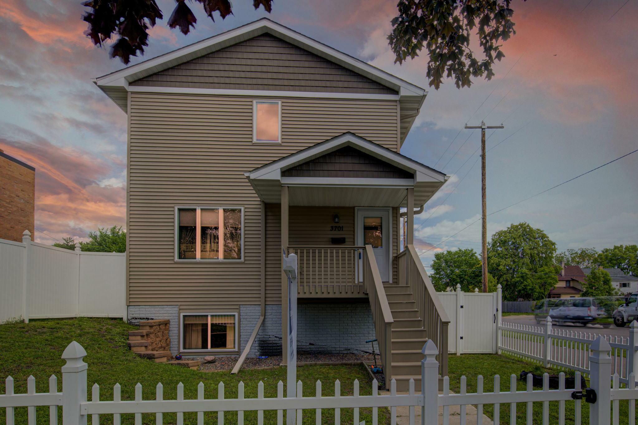 Property Photo:  3701 Jackson Street NE  MN 55421 