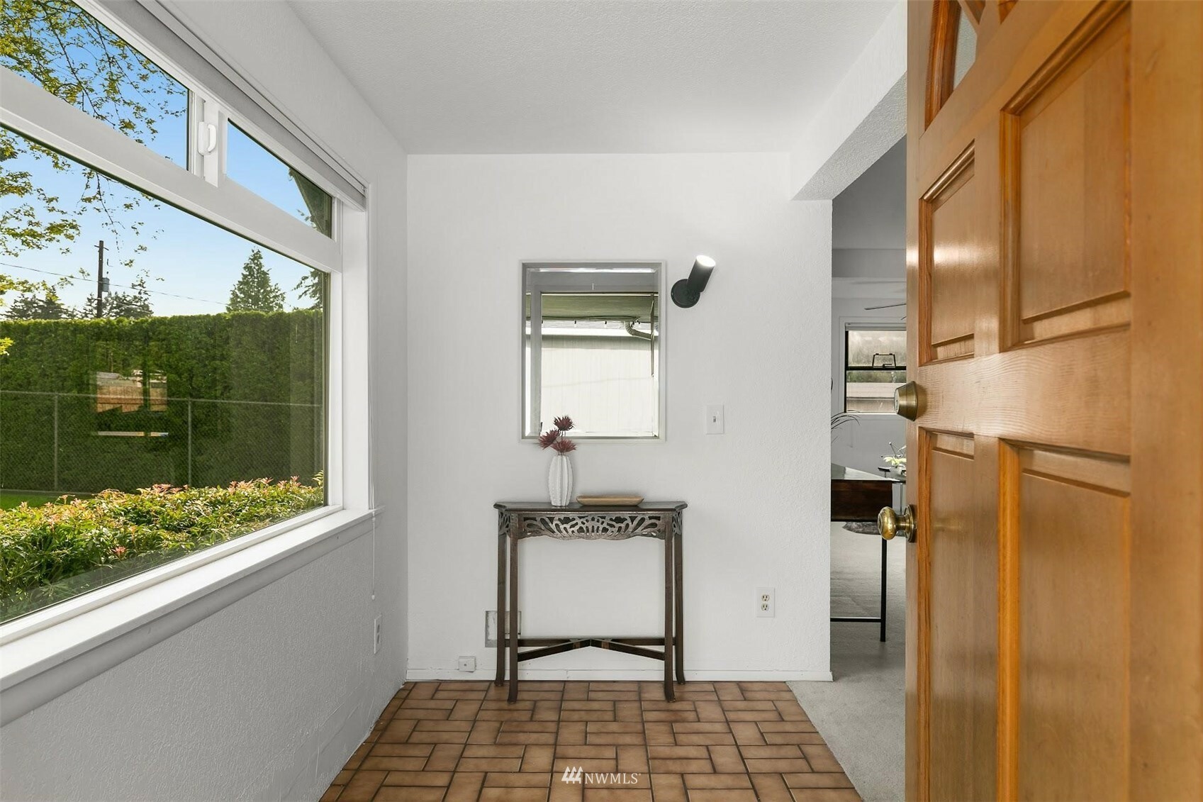 Property Photo:  2150 N 135th Street  WA 98133 