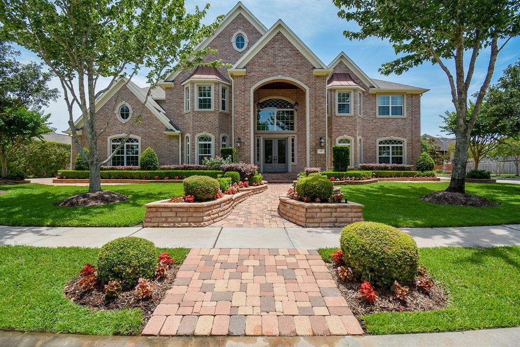Property Photo: 19 Tayside Track TX 77459