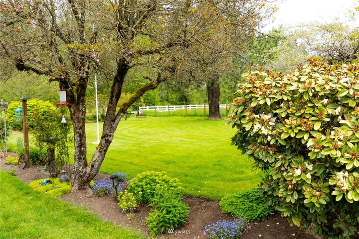 Property Photo:  12115  State Route 165  E  WA 98321 